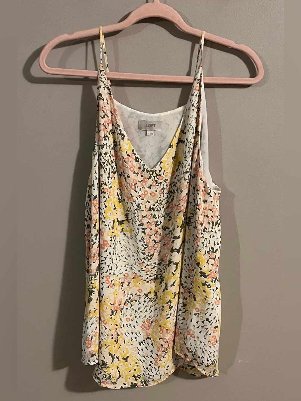 $6❤️Bundled LOFT Tank